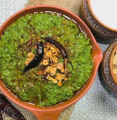 Lasooni-Palak-Khichadi